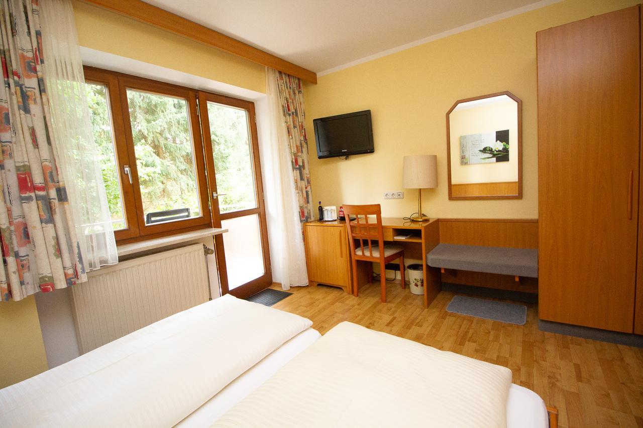 Hotel Am Wald Ottobrunn Luaran gambar